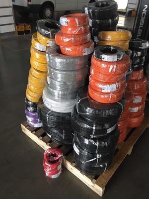 Good price E312831 ECHU UL1032 подключательная проволока с изоляцией из ПВХ, признанная UL и имеющая номинальную мощность 90°C 1000В онлайн